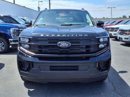 AGATE BLACK METALLIC 2026 Ford Expedition Max Active 4x2