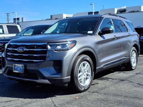 2026 Ford Explorer Active w/200A Pkg