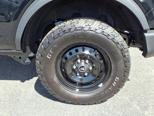 SHADOW BLACK 2026 Ford Bronco Big Bend