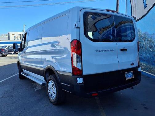 2024 Ford Transit-250 Base