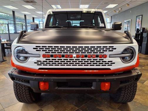 OXFORD WHITE 2025 Ford Bronco Stroppe Edition