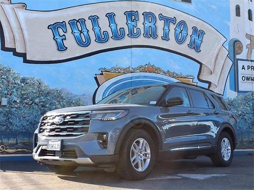 2025 Ford Explorer Active