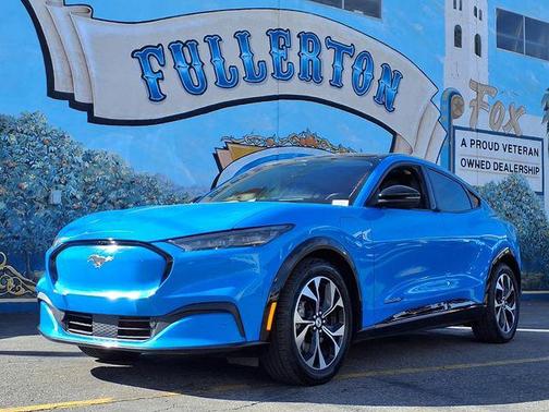 2022 Ford Mustang Mach-E Premium