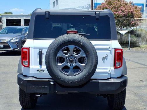 Oxford White 2026 Ford Bronco Big Bend