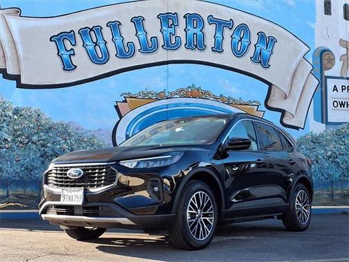 2024 Ford Escape PHEV SE