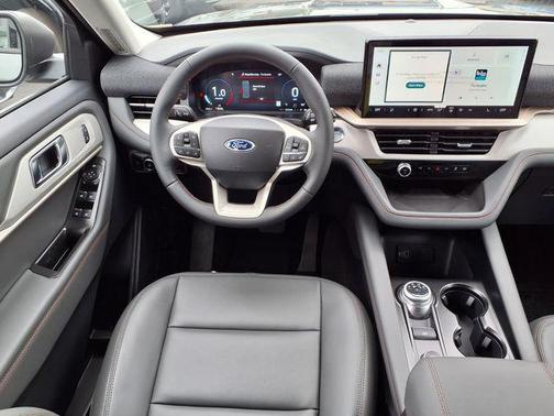 CARBONIZED GRAY METALLIC 2026 Ford Explorer Active