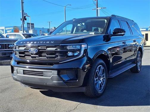 2025 Ford Expedition Max Active 4x4