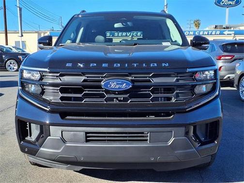 2025 Ford Expedition Max Active 4x4