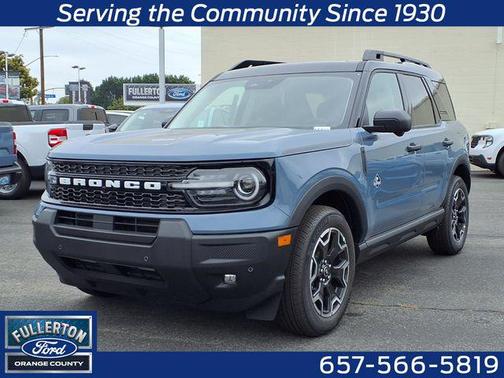 AZURE GRAY METALLIC TRI-COAT 2026 Ford Bronco Sport Outer Banks