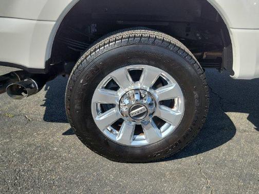 White Platinum Metallic Tri-Coat 2017 Ford F-350 Platinum