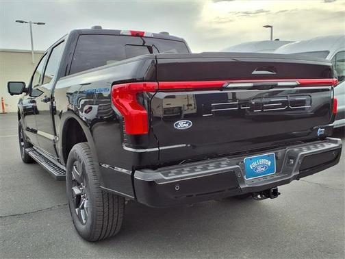 2025 Ford F-150 Lightning LARIAT