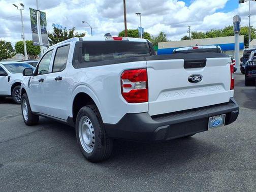 OXFORD WHITE 2026 Ford Maverick XL