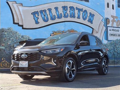2023 Ford Escape ST-Line Elite