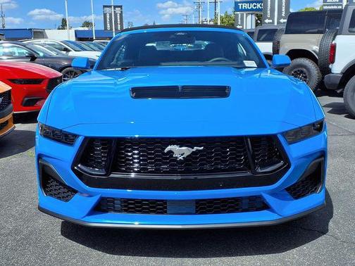 Grabber Blue Metallic 2026 Ford Mustang GT Premium