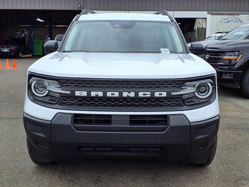 Oxford White 2026 Ford Bronco Sport Big Bend