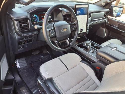 2023 Ford F-150 Lightning Platinum