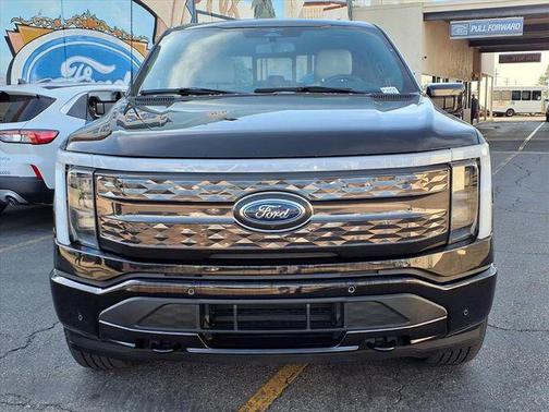 2023 Ford F-150 Lightning Platinum