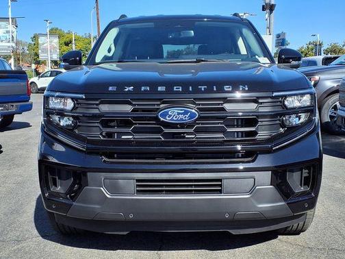 2026 Ford Expedition Max Active 4x2