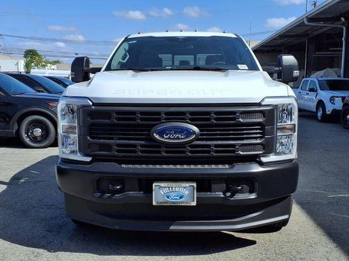 OXFORD WHITE 2026 Ford F-350 XL