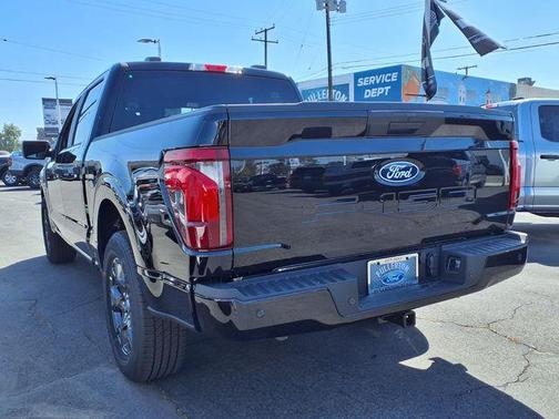 Agate Black Metallic 2026 Ford F-150 STX