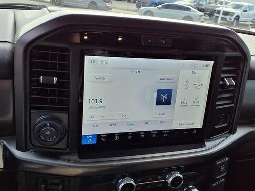 ICONIC SILVER METALLIC 2025 Ford F-150 Lariat