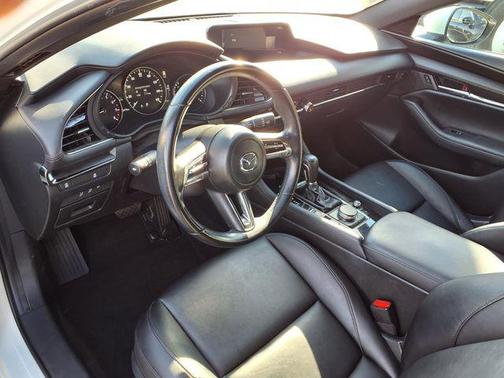 2023 Mazda Mazda3 FWD w/Preferred Package