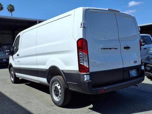 OXFORD WHITE 2026 Ford Transit-250 Base