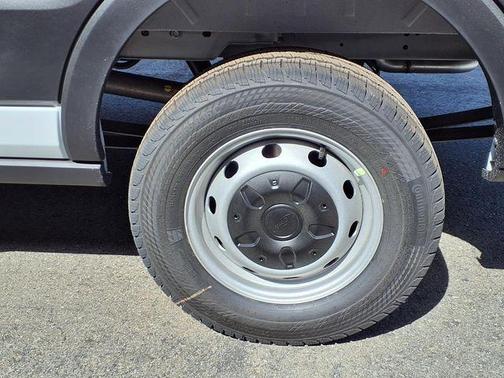 OXFORD WHITE 2026 Ford Transit-250 Base