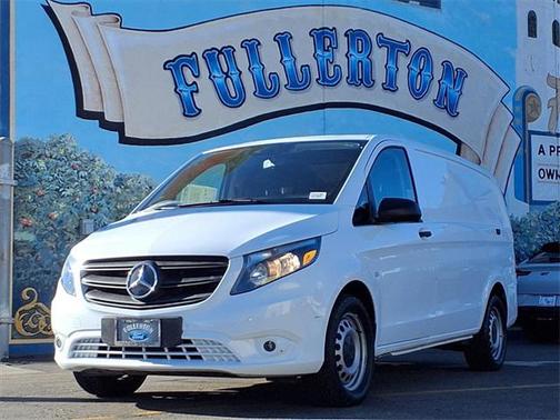 2021 Mercedes-Benz Metris Base