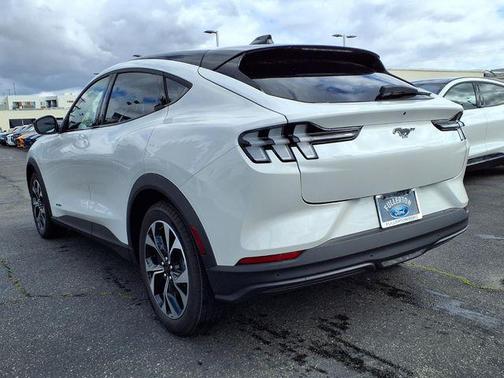 2026 Ford Mustang Mach-E Select