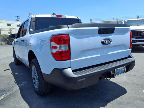 OXFORD WHITE 2026 Ford Maverick XLT