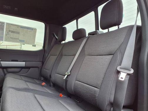Agate Black Metallic 2026 Ford F-150 XLT