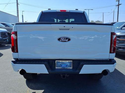 STAR WHITE METALLIC TRICOAT 2026 Ford F-150 Lariat