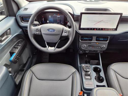 2025 Ford Maverick Lobo