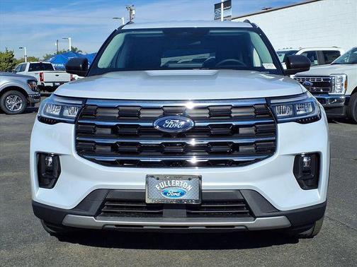 2026 Ford Explorer Active (200A)