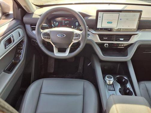 2026 Ford Explorer Active (200A)