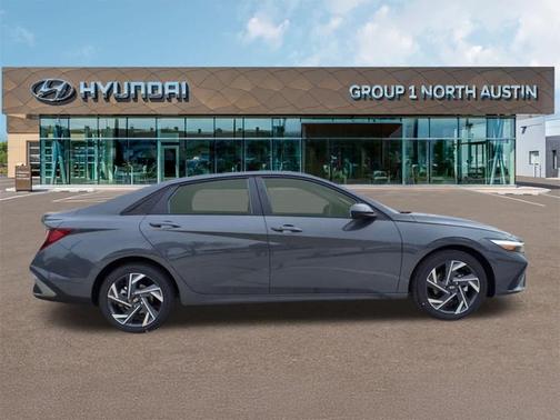 2025 Hyundai ELANTRA Sport