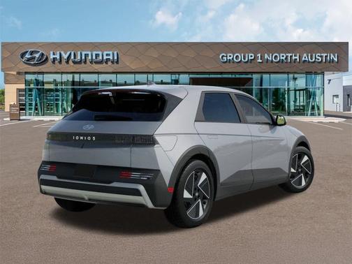 2025 Hyundai IONIQ 5 SE
