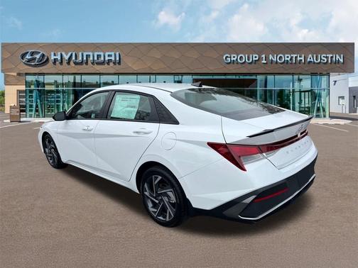 2025 Hyundai ELANTRA Sport