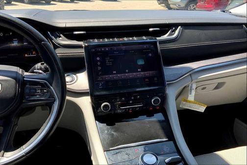 2022 Jeep Grand Cherokee L Overland