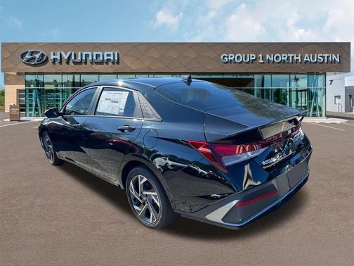 2025 Hyundai ELANTRA Sport