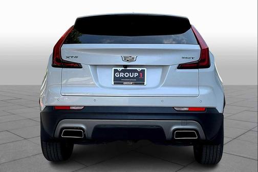 2022 Cadillac XT4 Premium Luxury