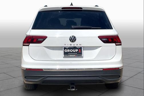 Pure White 2022 Volkswagen Tiguan 2.0T S