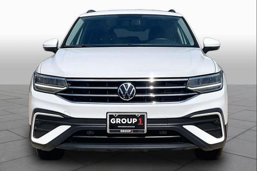 Pure White 2022 Volkswagen Tiguan 2.0T S
