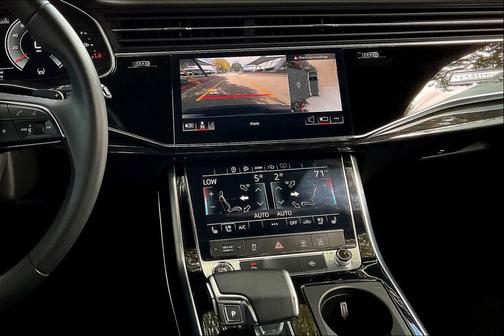2022 Audi Q7 55 Premium Plus