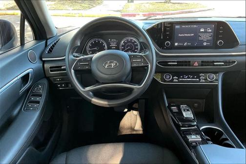 2020 Hyundai SONATA SEL