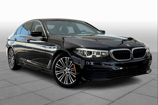 2019 BMW 530 530i