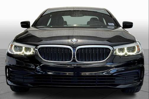 2019 BMW 530 530i