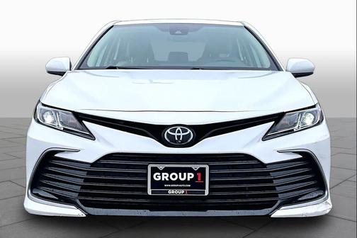 Ice Cap 2024 Toyota Camry LE
