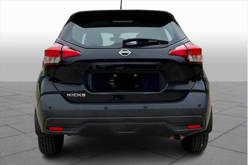 2020 Nissan Kicks S